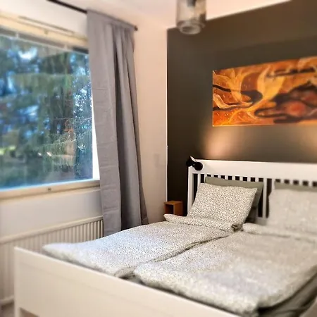 Idyllinen Kaupunkihuoneisto *